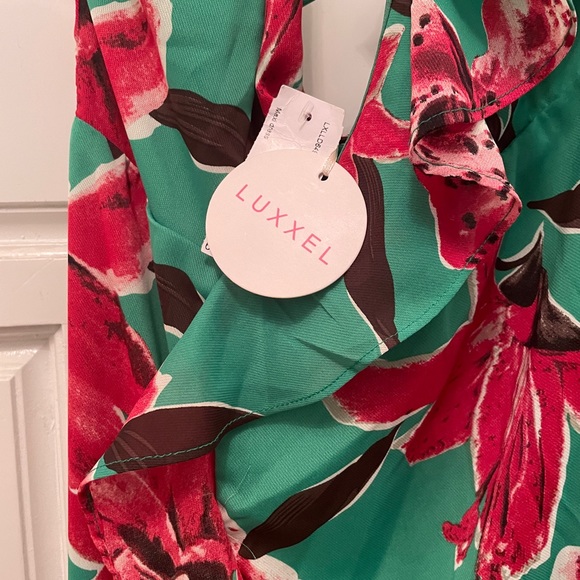 Luxxel maxi dress NWT Floral Print low back lace - Picture 4 of 8